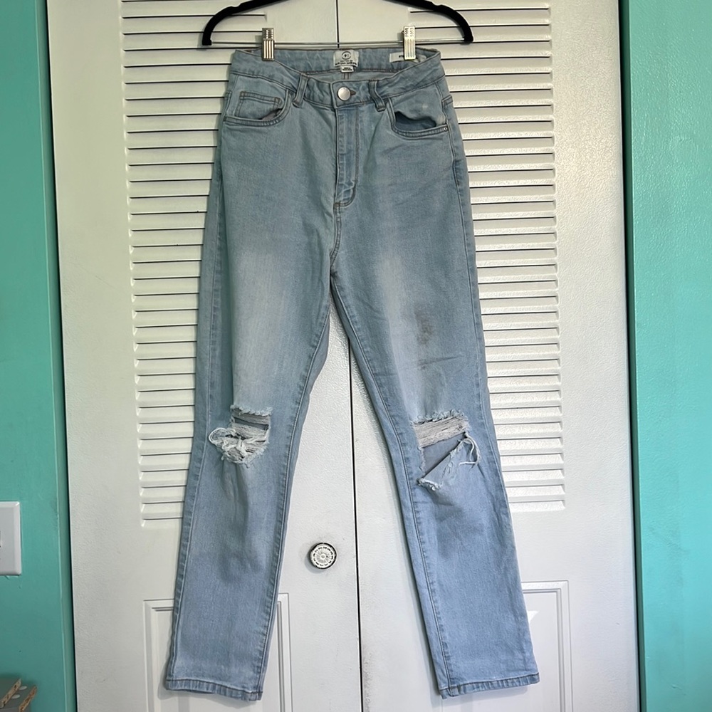 mom jeans